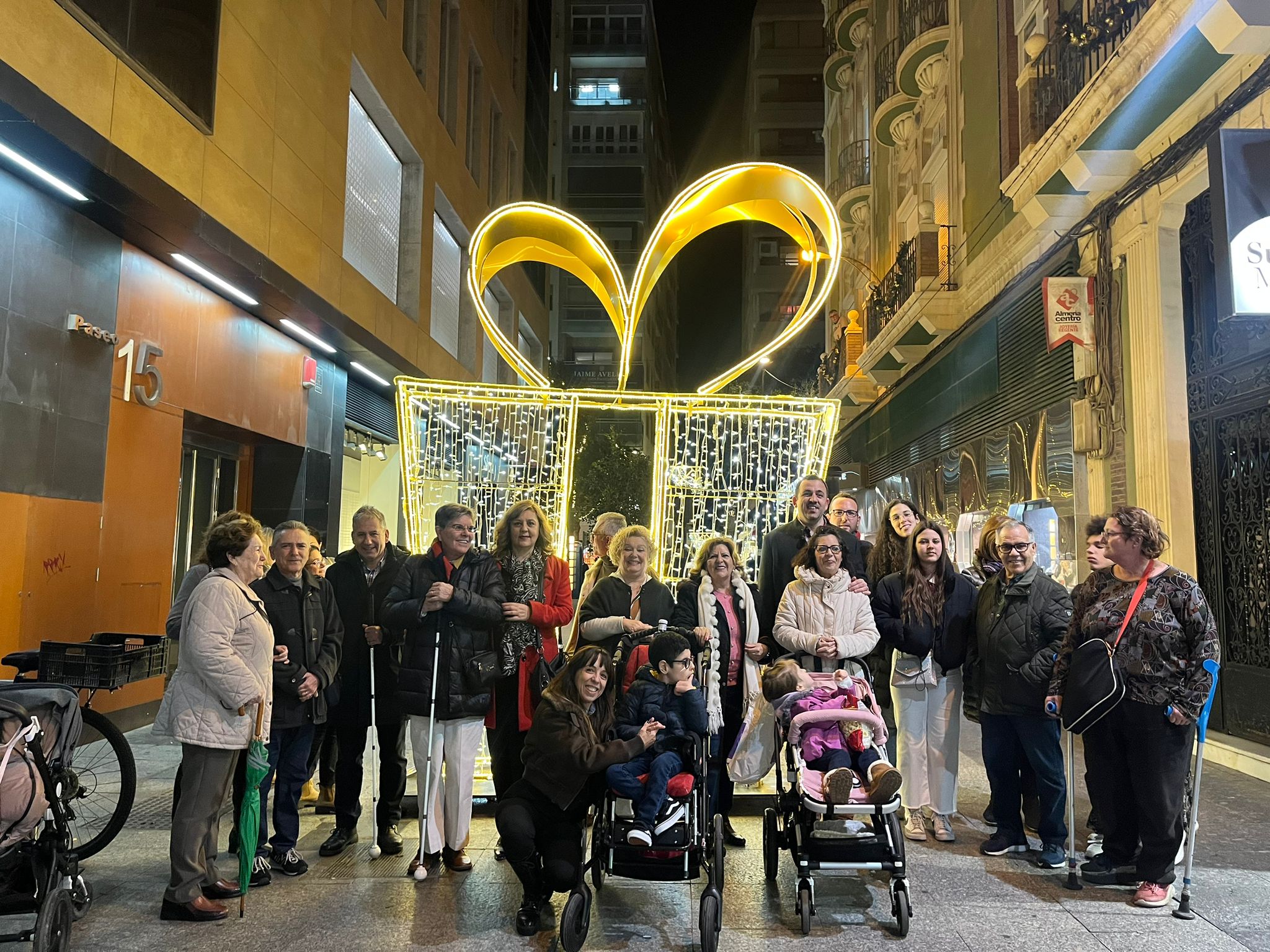 Recorrido accesible por las luces de Navidad de Almería