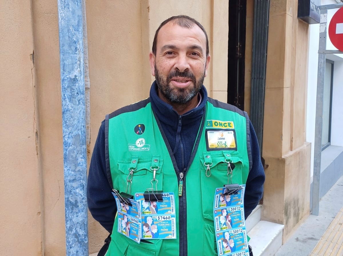 Jaime Romero, vendedor de la ONCE en Marchena