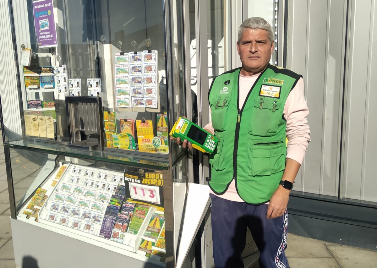 Francisco Javier Ruiz, vendedor de la ONCE en Almería