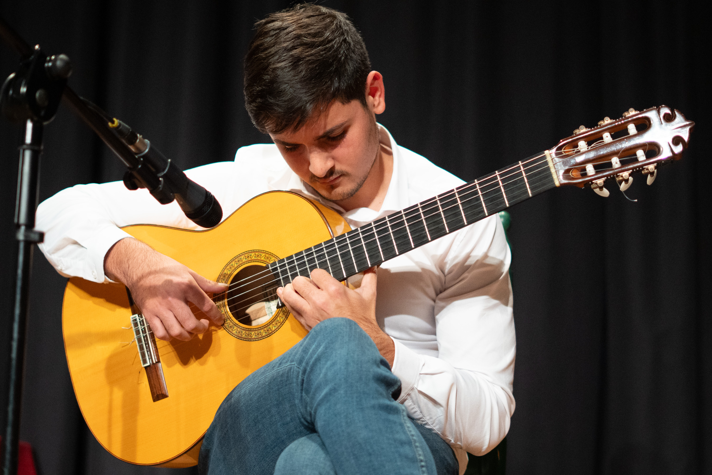 Actuación del guitarrista sevillano Juan Antonio Fernández