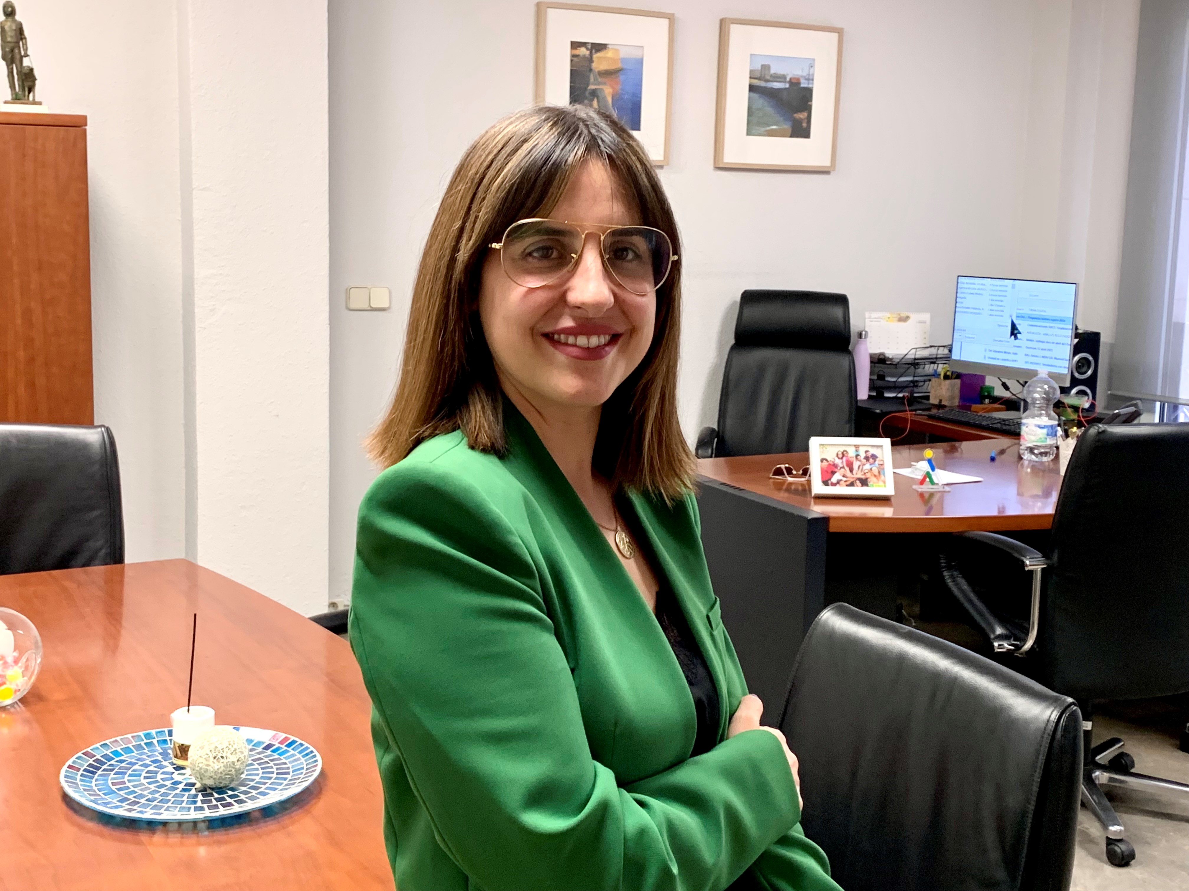 María Martínez en su despacho