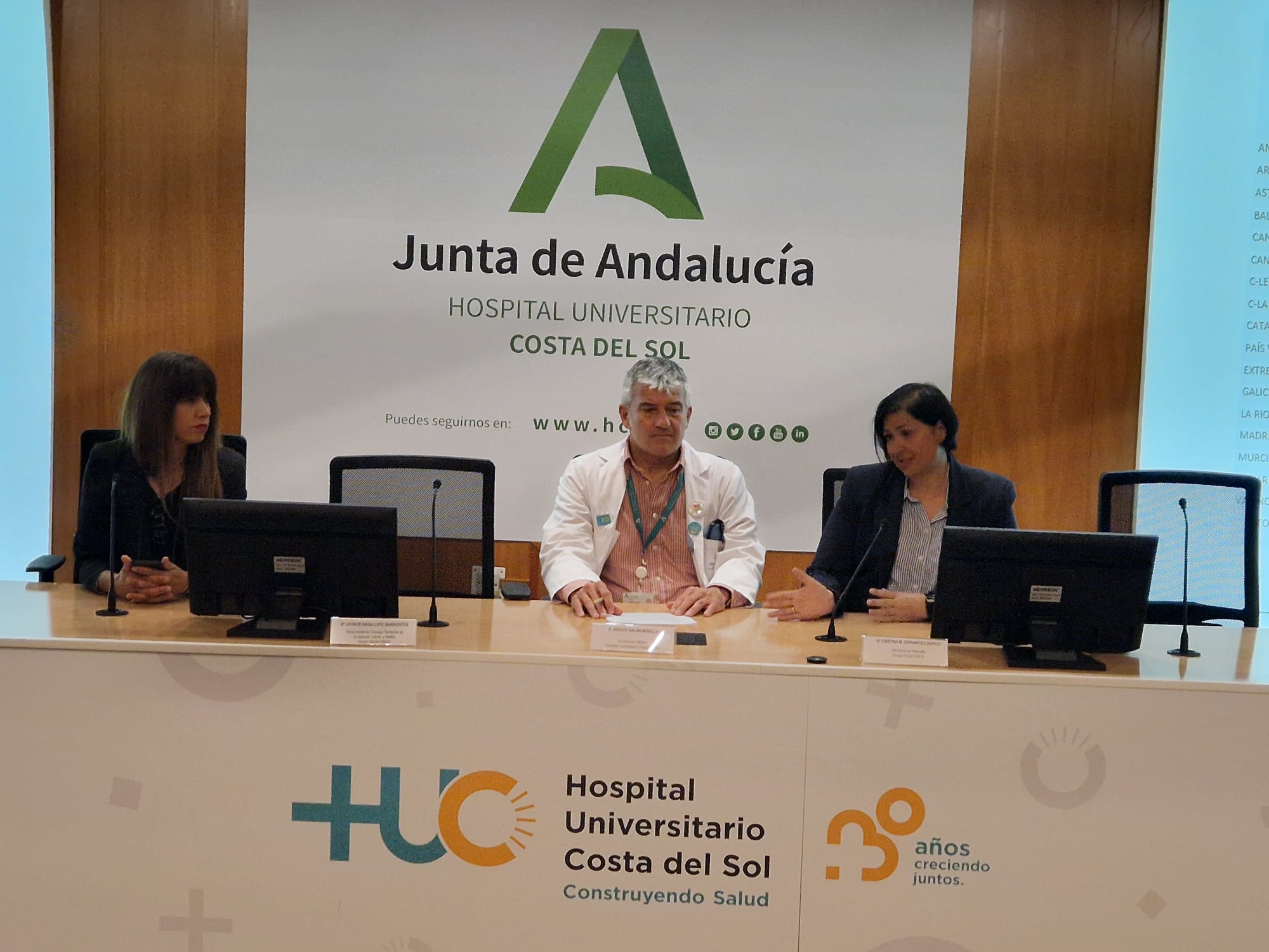 Charla a los profesionales sanitarios en el Hospital de Marbella