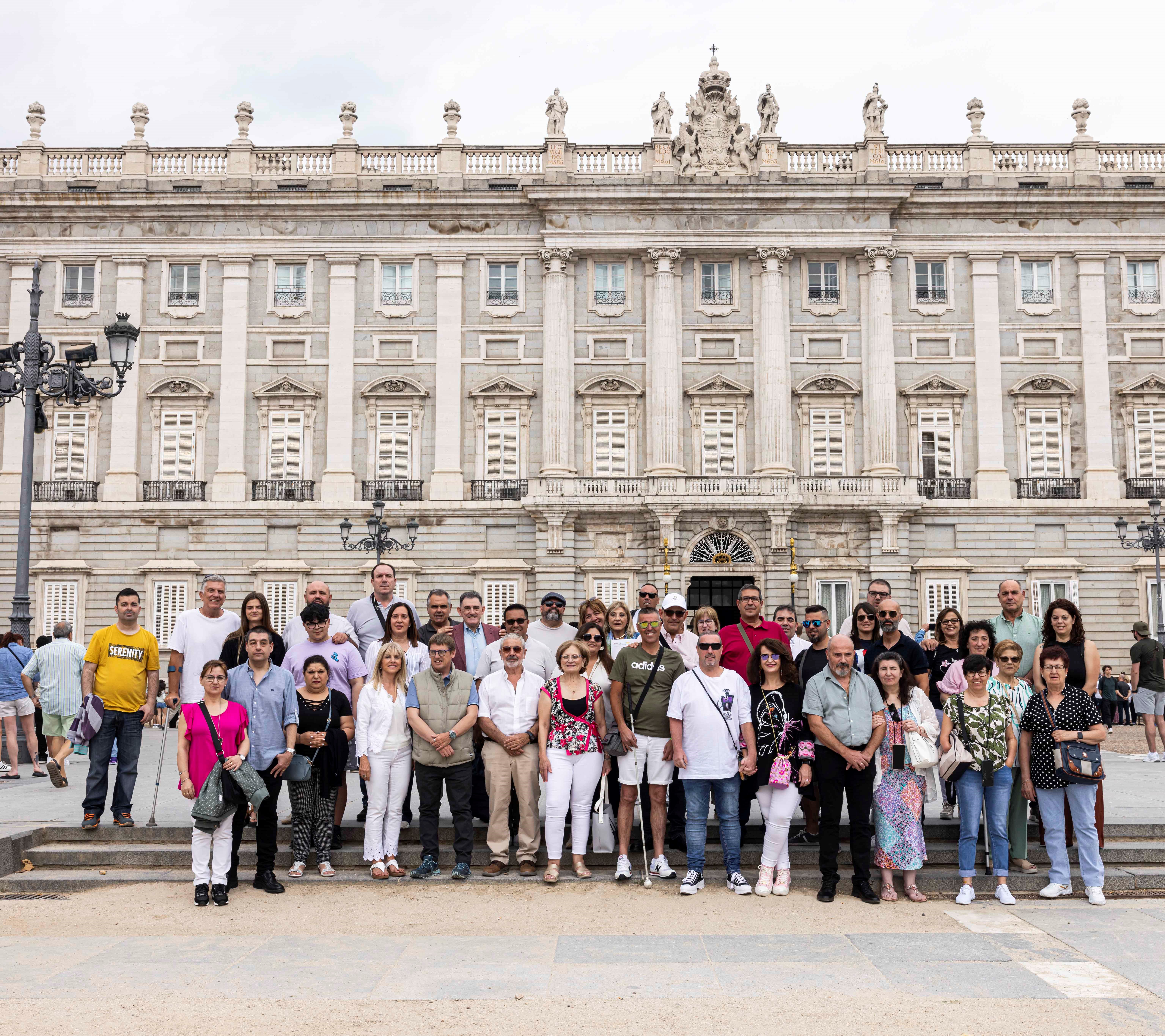 Foto de familia en el Palacio Real de Madrid