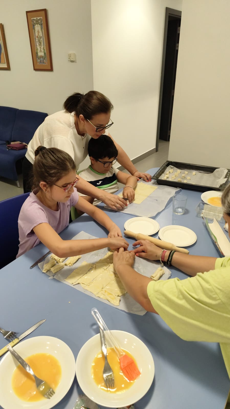 Alumnos haciendo palmeritas