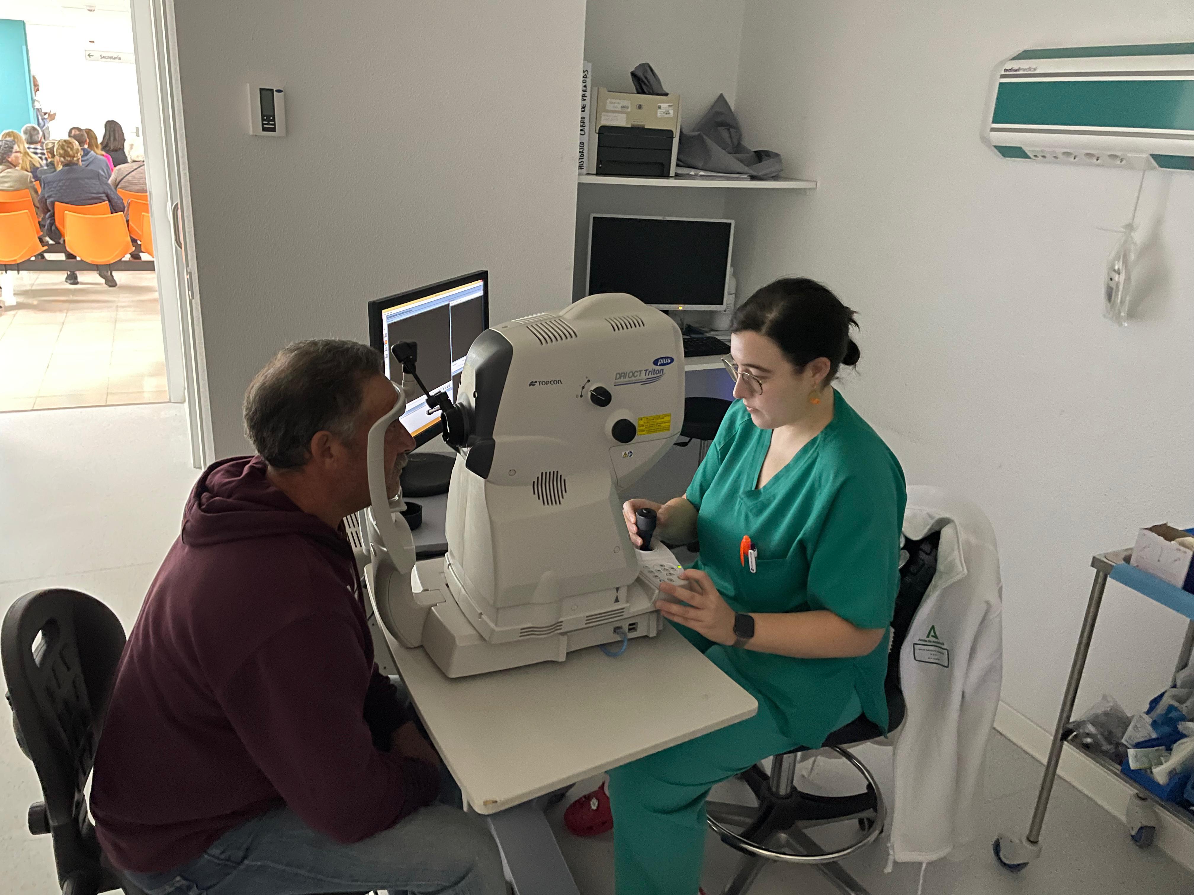 Revisión clínica oftalmológica