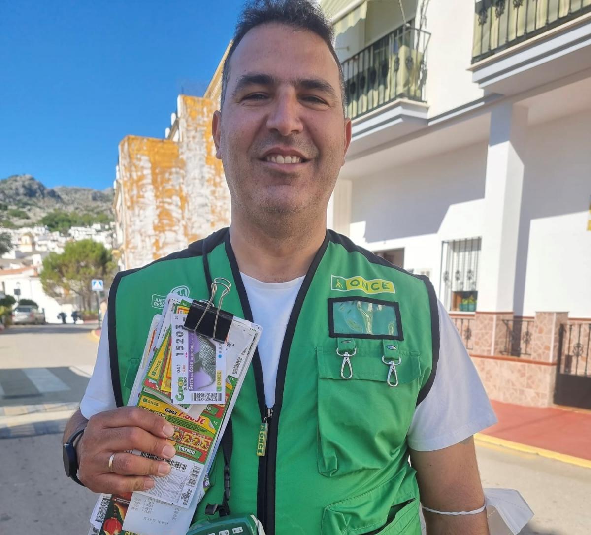 Ángel Cárdenas, vendedor de la ONCE en la localidad malagueña de Montejaque