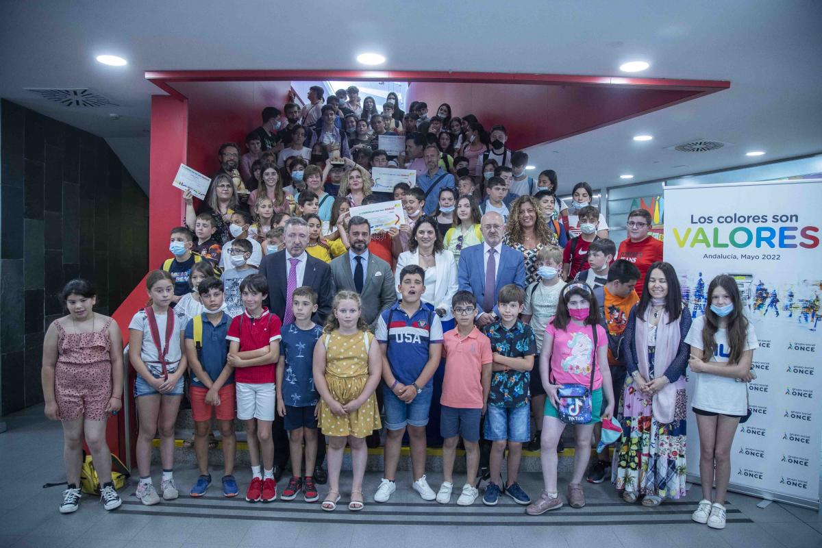 Foto de familia con todos los ganadores de esta 38 edición en Andalucía
