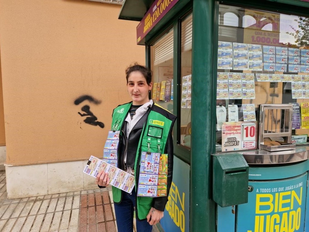 Celia Barba, vendedora de la ONCE en Sanlúcar de Barrameda