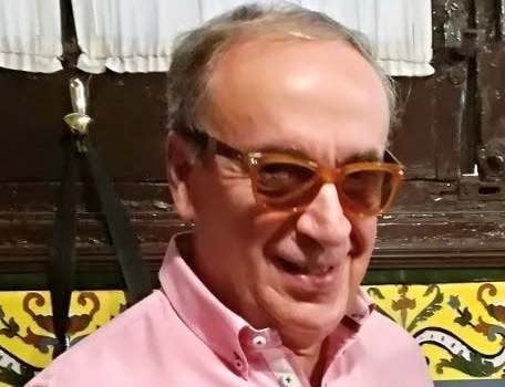Tomás García, voluntario de la ONCE en Sevilla