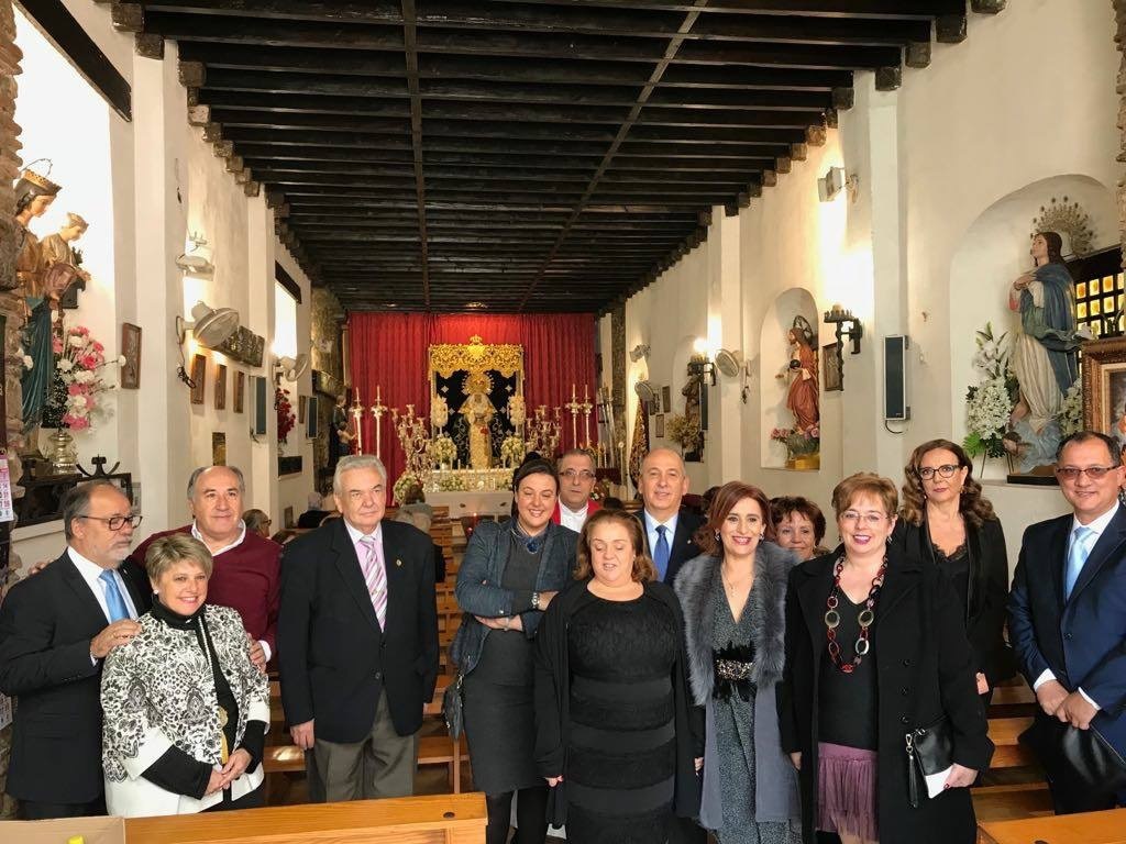 El alcalde de Algeciras, José Ignacio Landaluce, participó en la celebración religiosa de Santa Lucía en la parroquia San Isidro de Algeciras