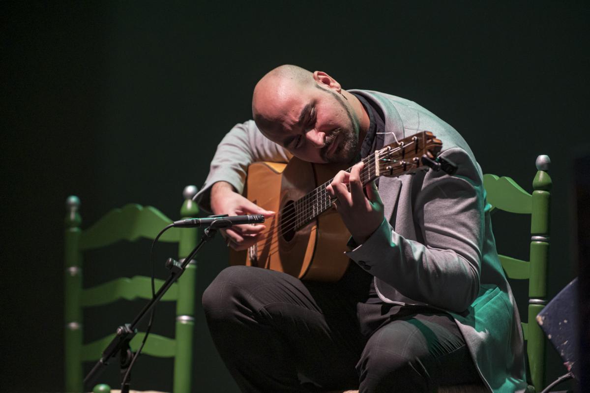 Actuación del guitarrista granadino Israel Gómez
