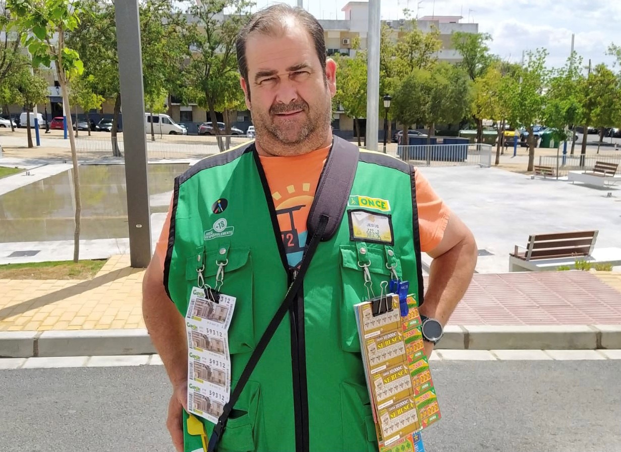 Jesús Alfonso, vendedor de la ONCE en Camas (Sevilla) dio el mayor premio de la ONCE en mayo