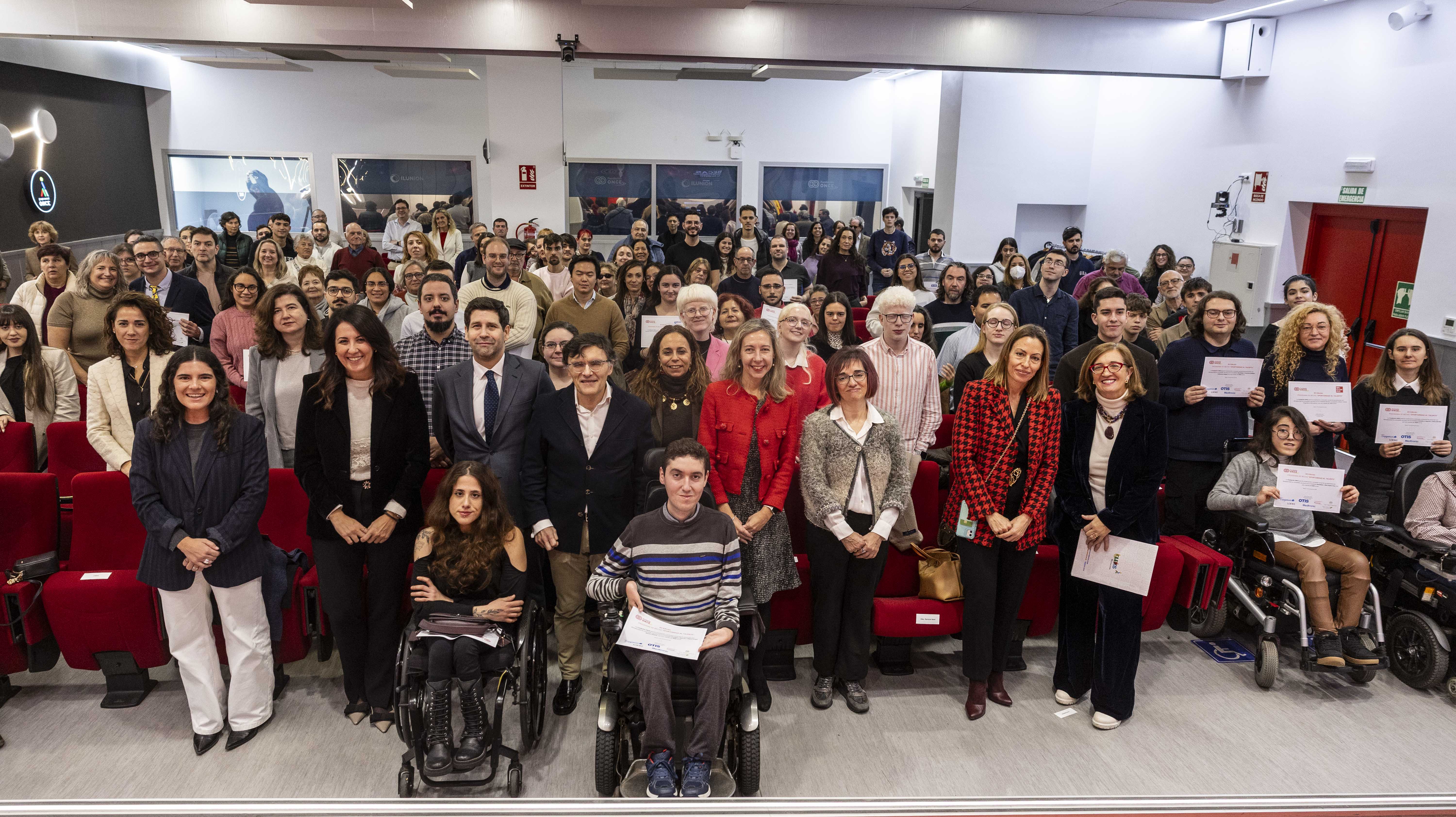 Entrega de las becas 'Oportunidad al talento' de Fundación ONCE