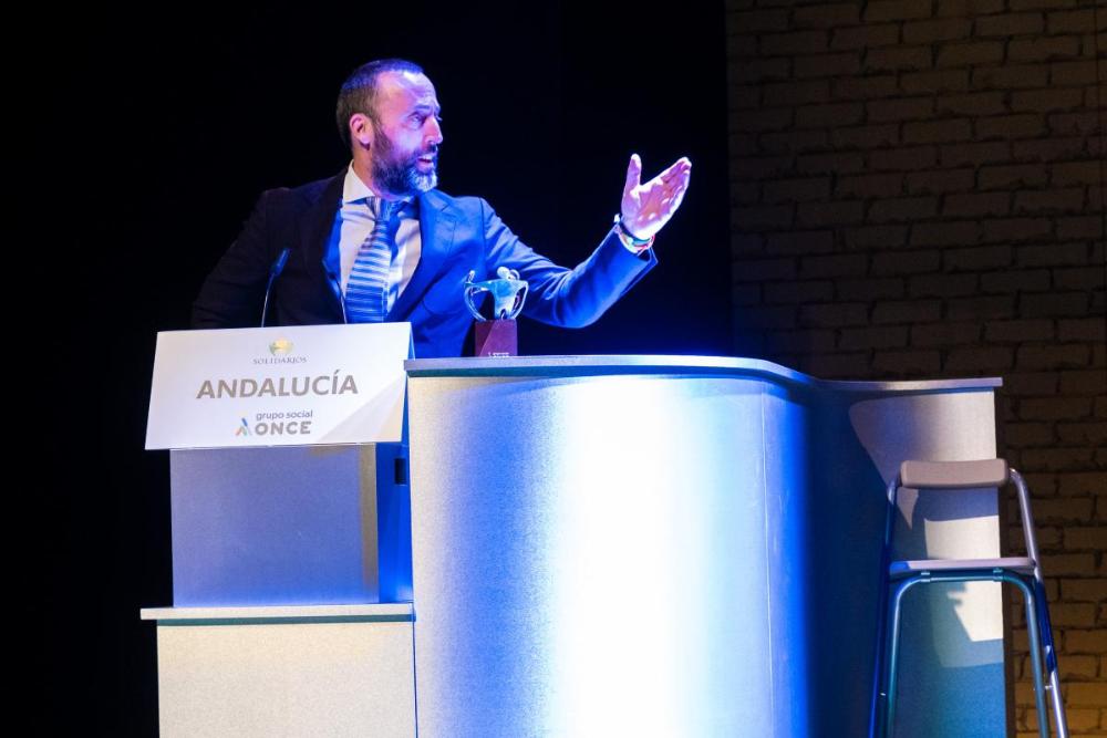 Muñoz Escassi dedicó el premio a sus padres