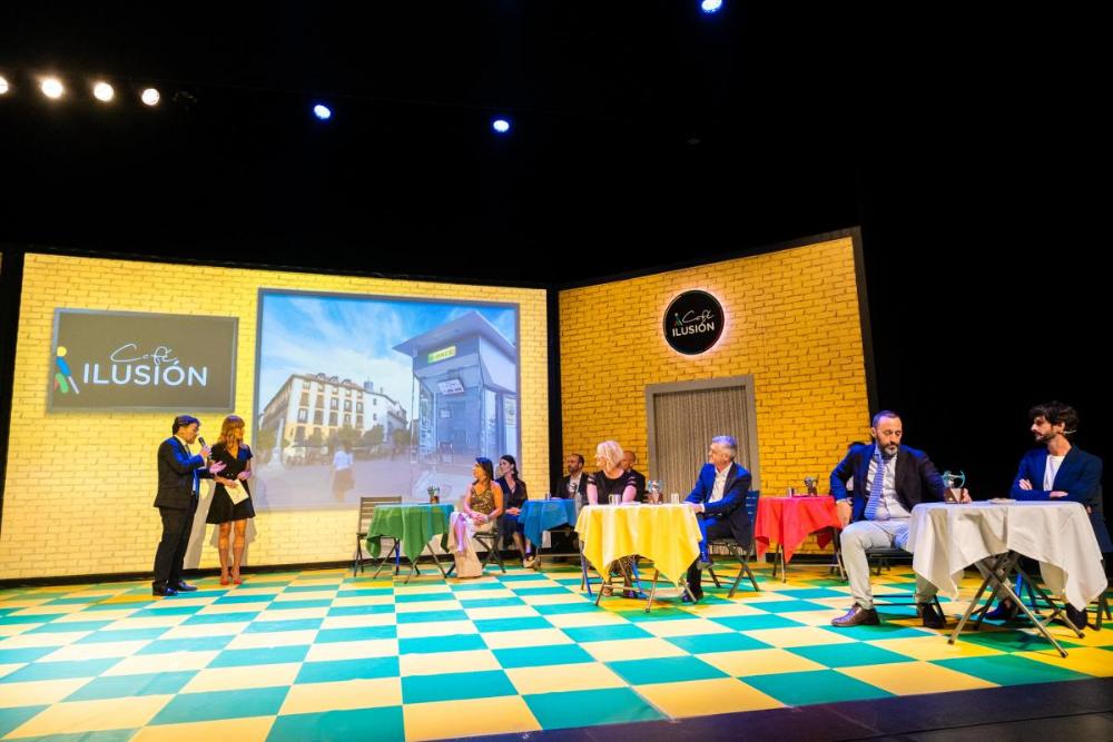 Los premiados compartieron escenario en el Café Ilusión