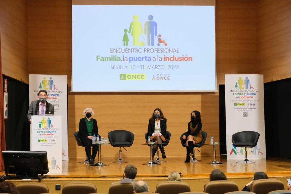 Vista del escenario del CRE durante la clausura del Encuentro