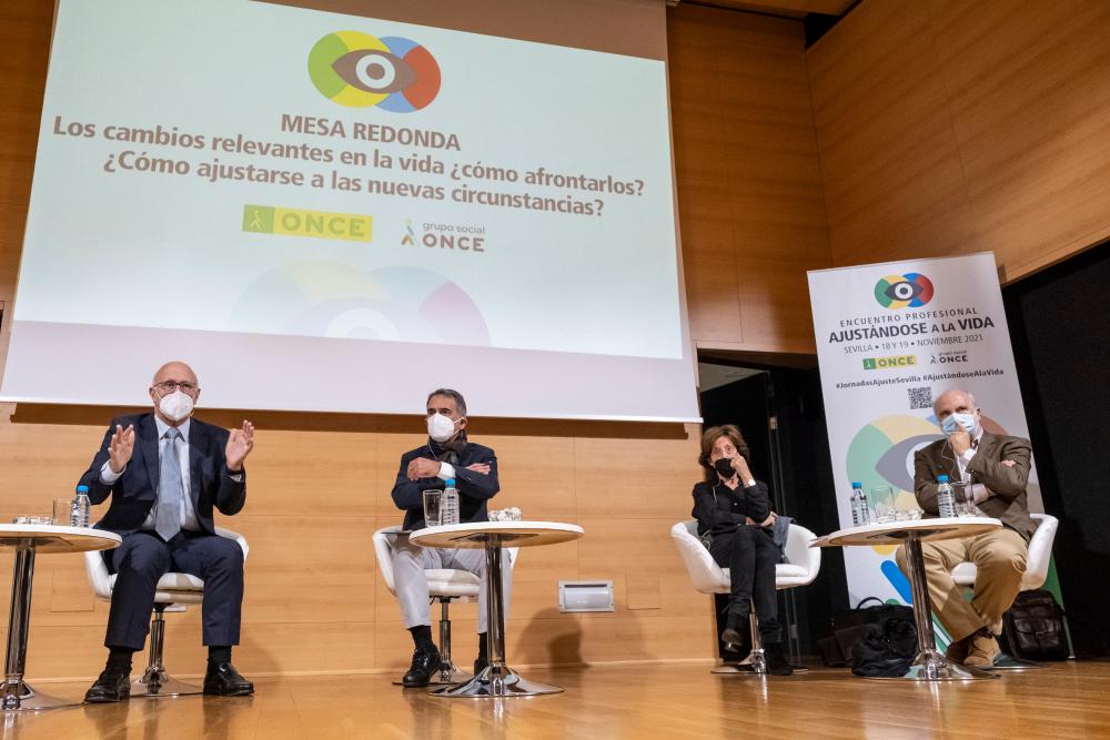 El vicepersidente de la Junta de Andalucía, Juan Marín, elogió el papel social de la ONCE en España