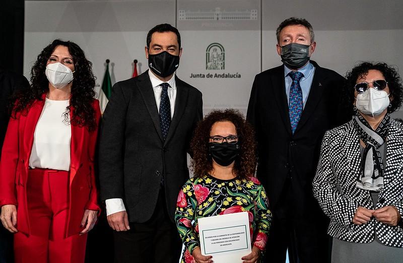 El tapeo a ciegas acaparó la atención de los medios de comunicación