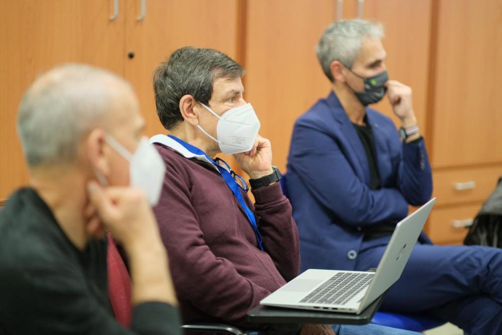 Asistentes a las reuniones de los Grupos de Reflexión