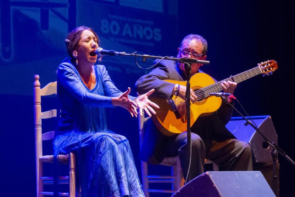 Otro momento de la actuación de Vanessa González
