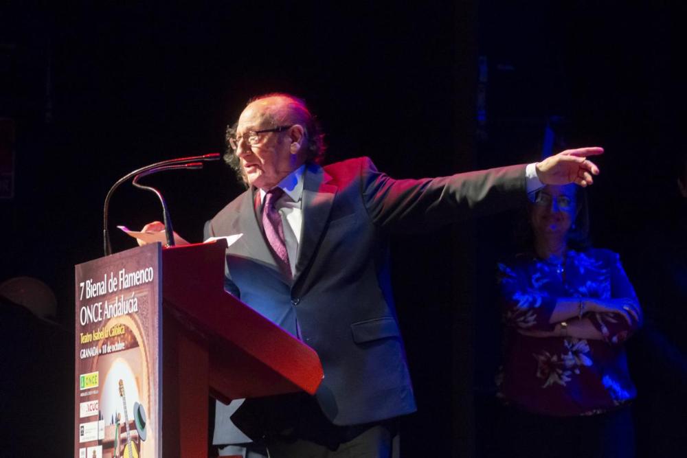 Fosforito fue brillante, profundo, solemne en su intervención y en su defensa del flamenco como arte