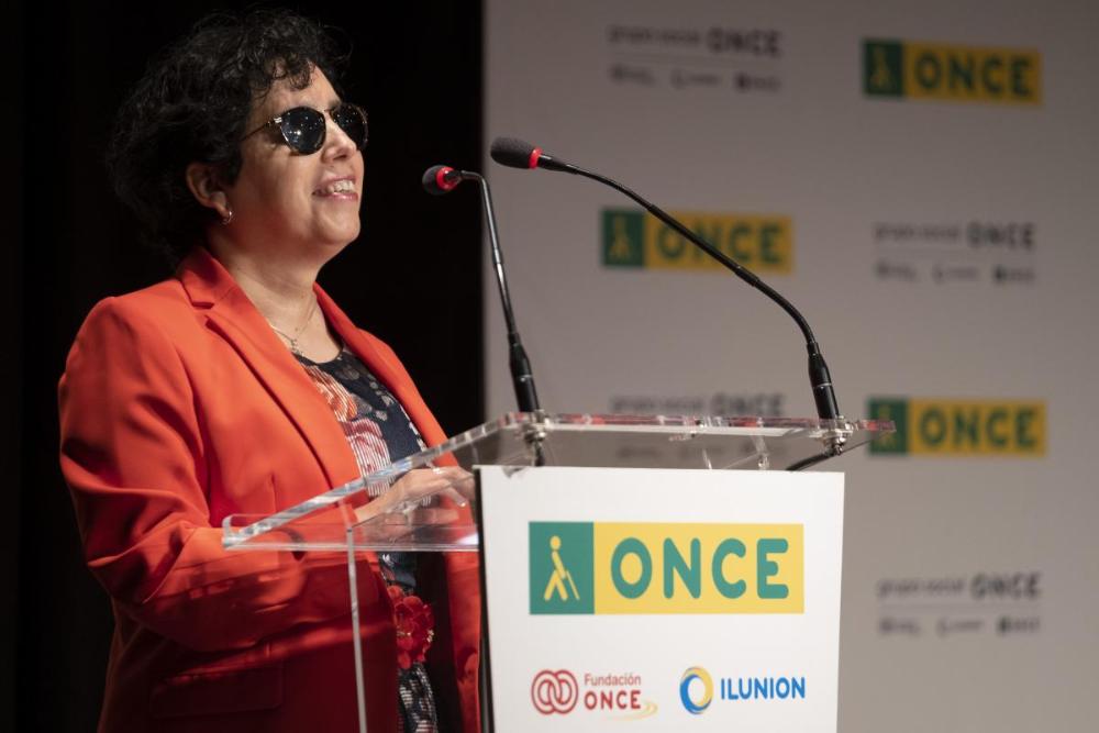 La intervención de la presidenta del Consejo Territorial, Isabel Viruet, cautivó al auditorio con las referencias personales a su lucha como mujer ciega en el mundo rural