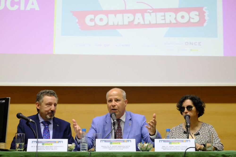 Imbroda defendió la educación inclusiva como una estrategia de su Consejería