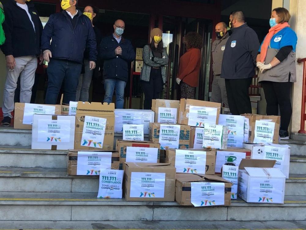 Entrega de alimentos en Algeciras