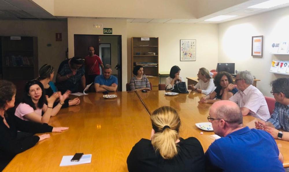 Charla sobre usos de diferentes aplicaciones en la sede de Algeciras