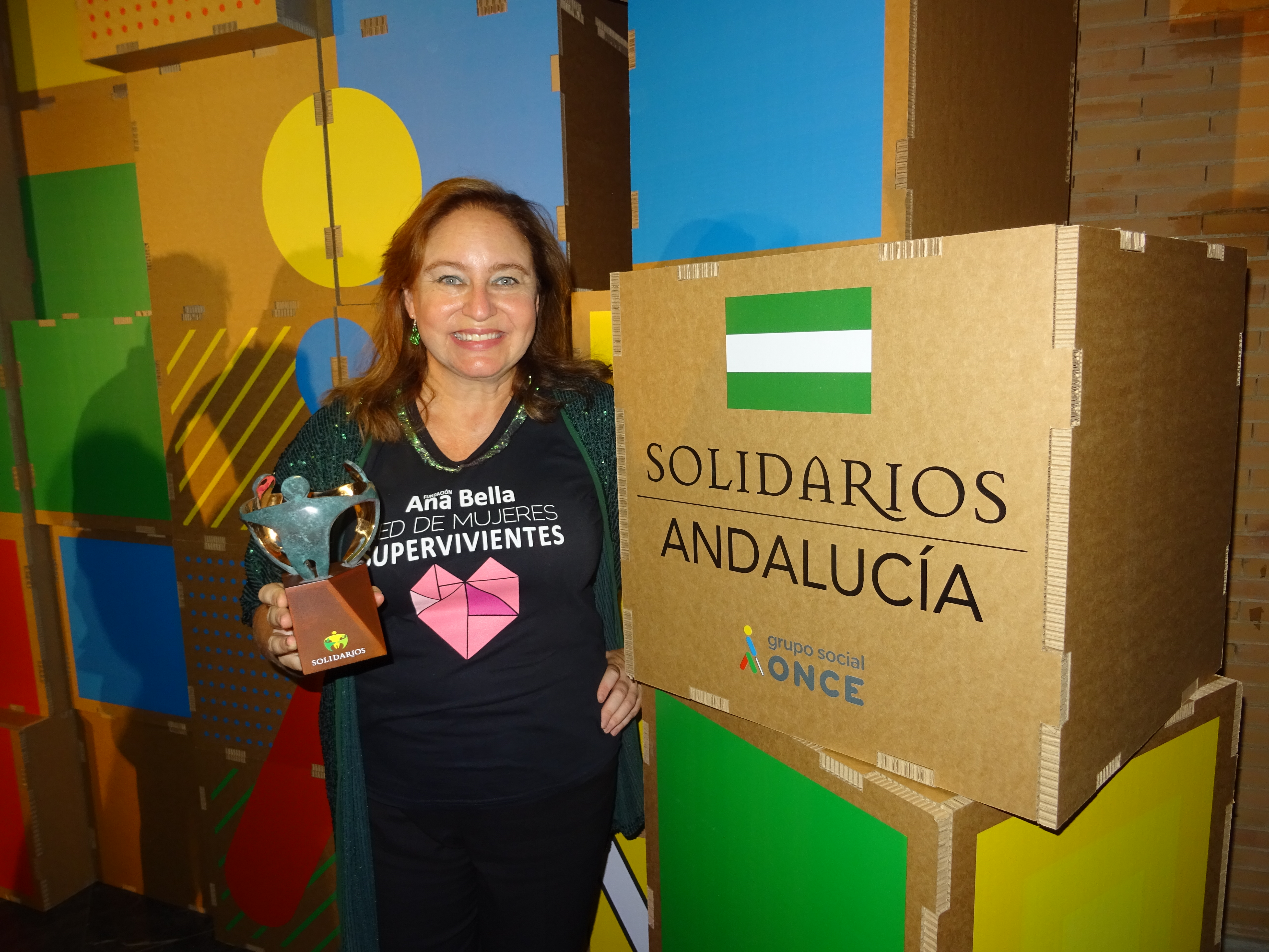 ana_bella_premio_solidarios_once_andalucia.jpg