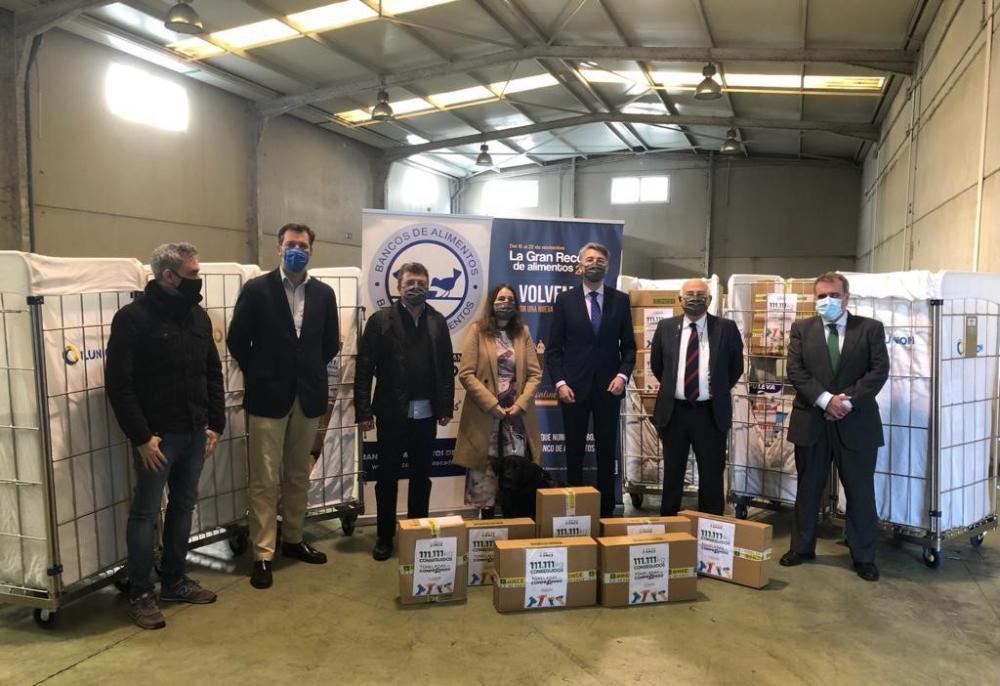 Entrega de alimentos en Cádiz