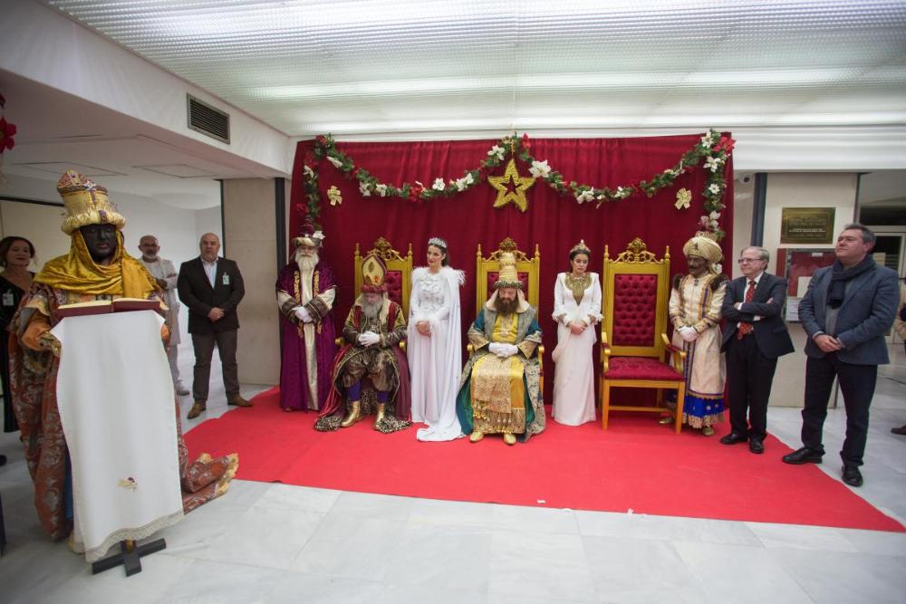 En nombre de los tres Reyes, Baltasar pidió a todos que mantengan viva cada día la ilusión de la Noche de Reyes