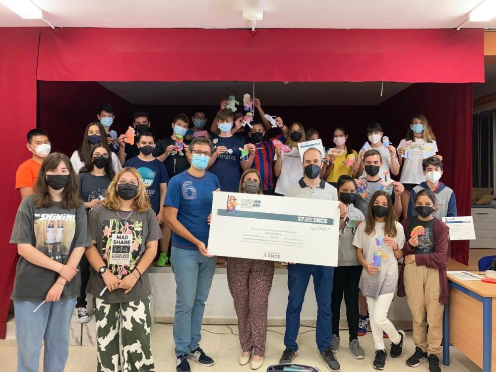 Entrega del premio a los ganadores en la categoría C