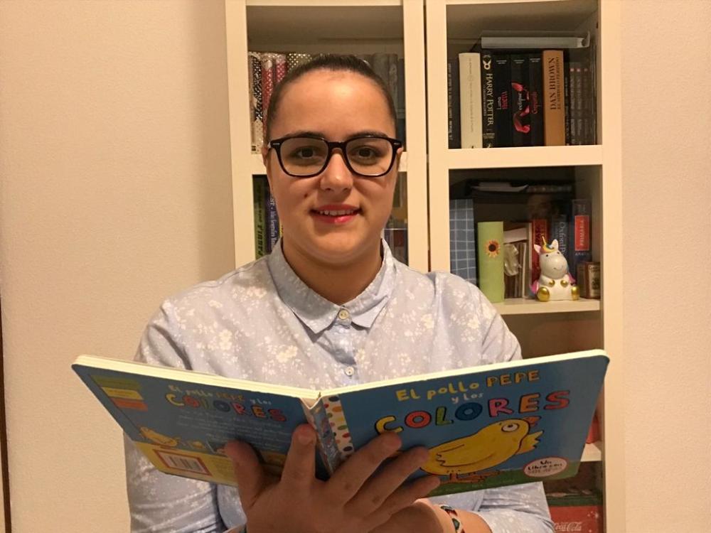 Cristina Mateos, maestra de la ONCE en Cádiz