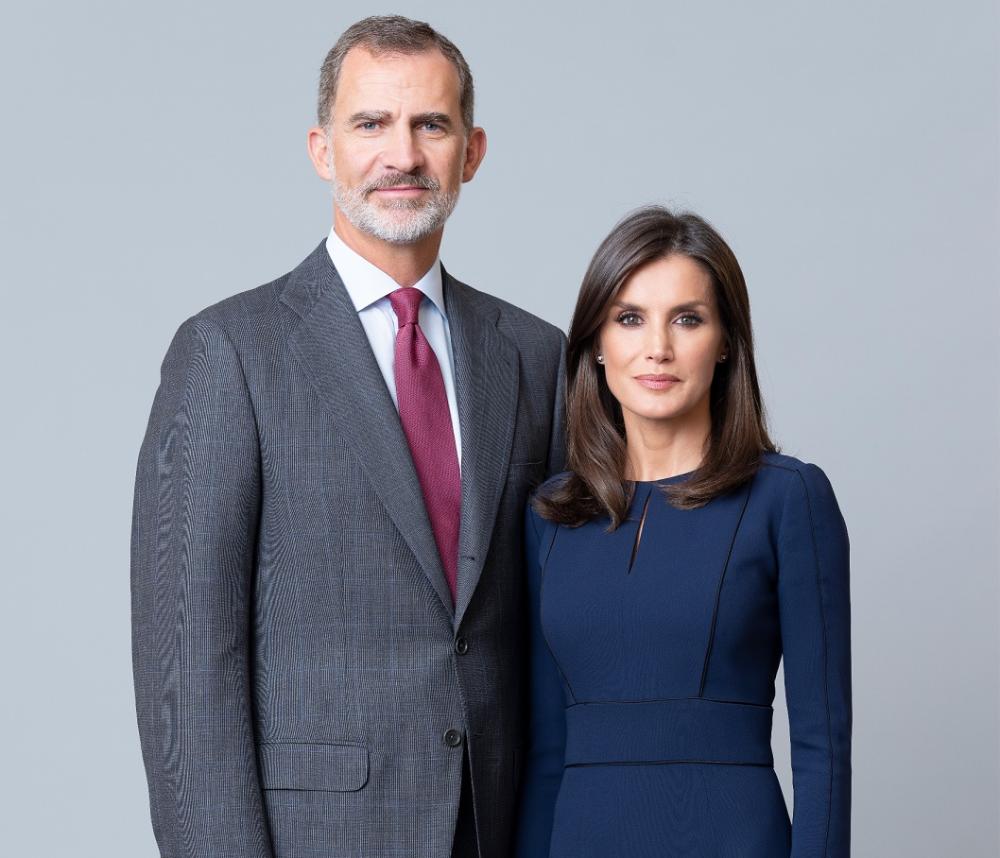 Don Felipe y Doña Letizia se declaran orgullosos del éxito de Laura Diepstraten en su mensaje