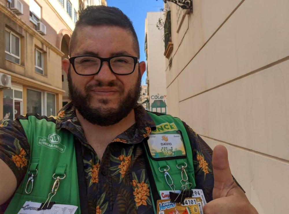 david Ramírez, vendedor en la localidad malagueña de San Pedro de Alcántara