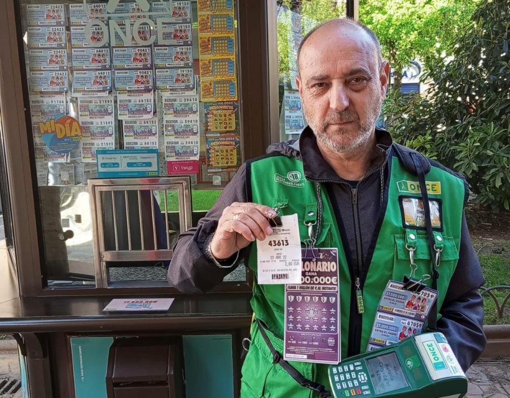David Aguilar, vendedor de la ONCE en Córdoba