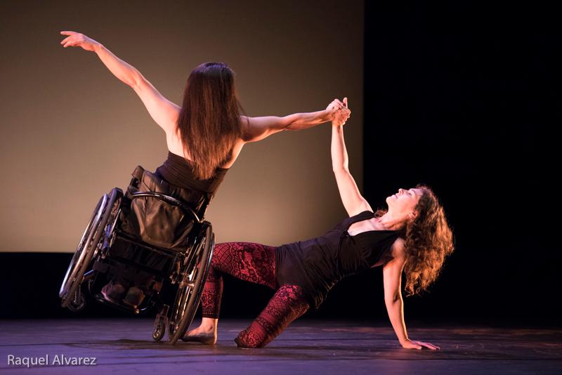 Actuación del Colectivo Yourdance