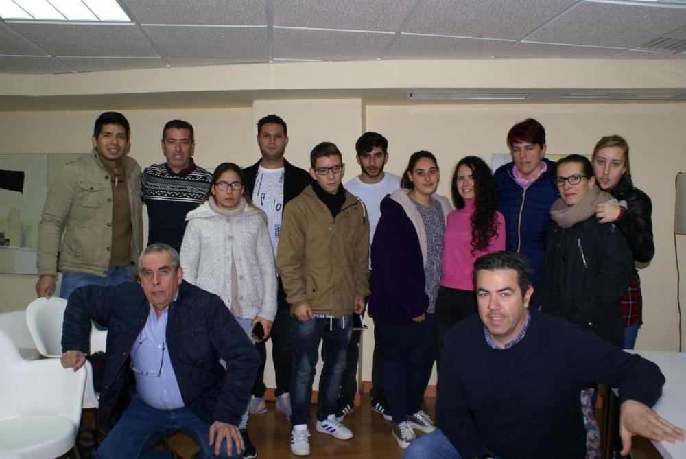Foto de familia de los participantes en el curso