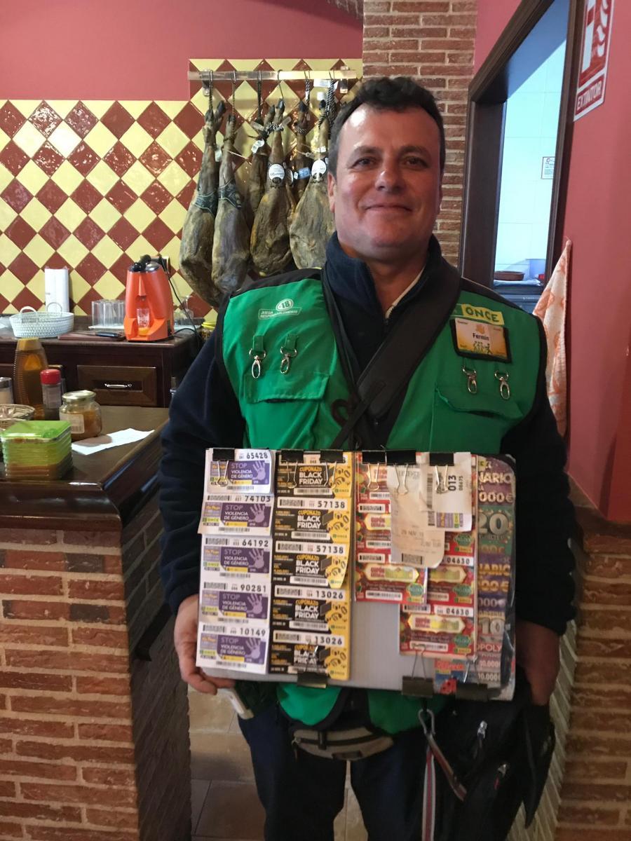 Fermín García, en un bar de El Viso del Alcor