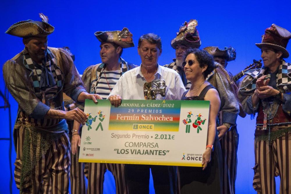 La presidenta del Consejo Territorial, Isabel Viruet, entregó el segundo premio