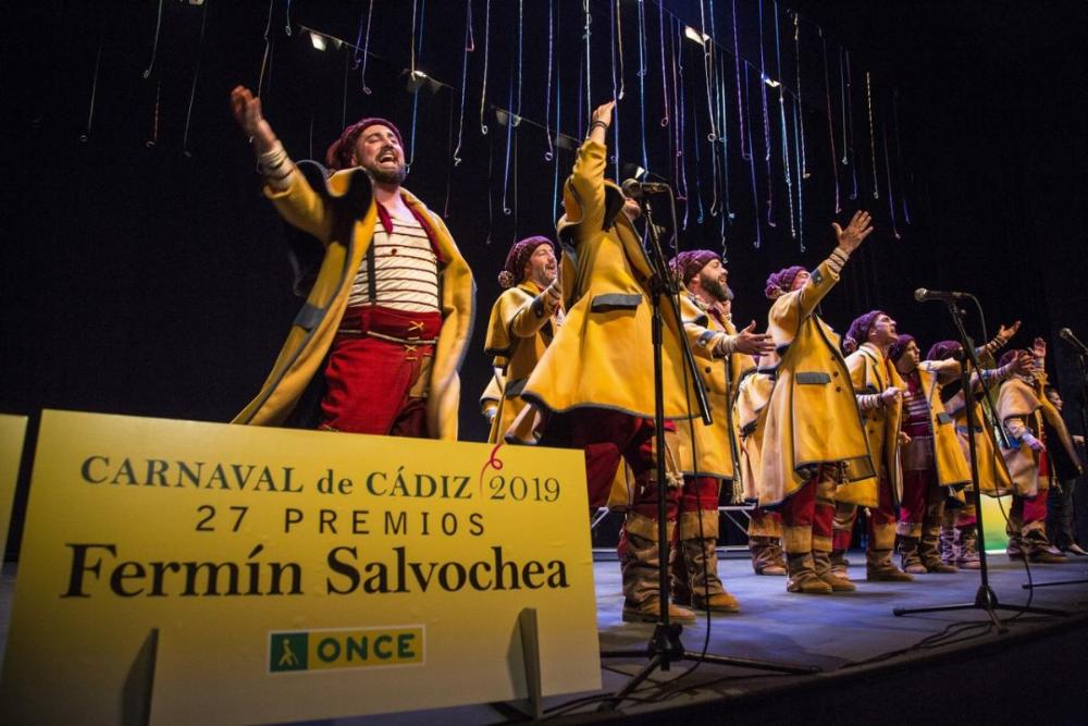 El pasadoble premiado con el primer premio lleva por título 'Qué bontios son dos cuerpos'