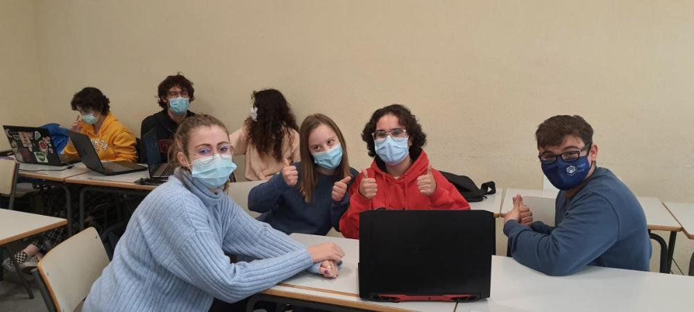 Alumnos participantes en la formación durante sus clases