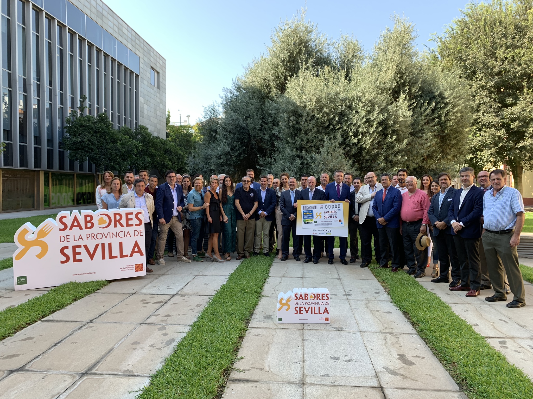 foto_de_grupo.jpeg