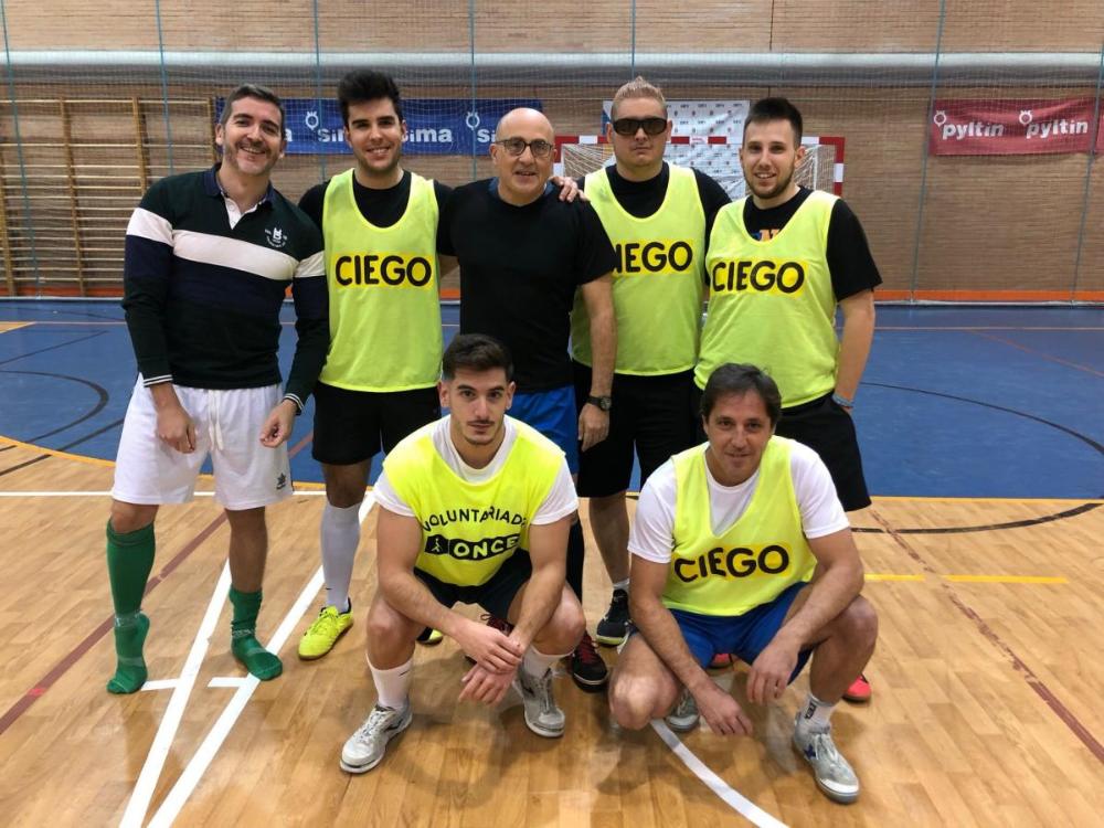 Partido de fútbol inclusivo en la ONCE de Granada