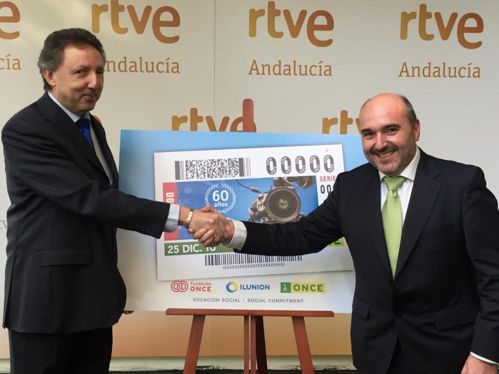 Los delegados territoriales de la ONCE y RTVE-A en la presentación del cupón de TVE