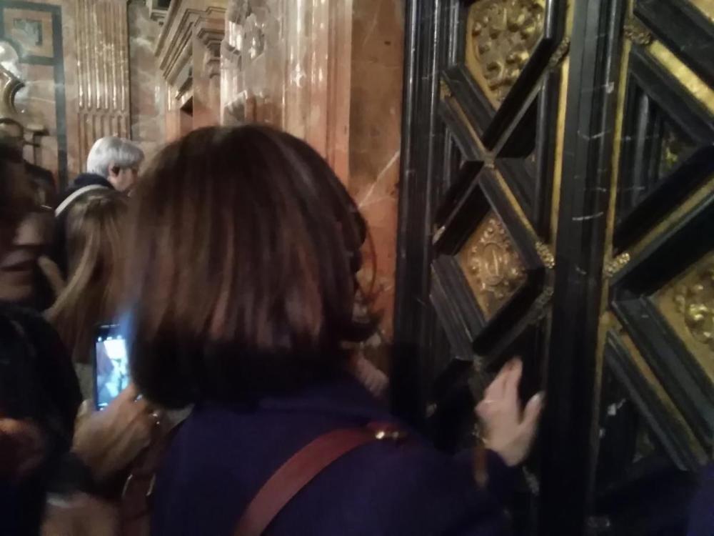 Las puertas del interior del templo muestran también una belleza extraordinaria