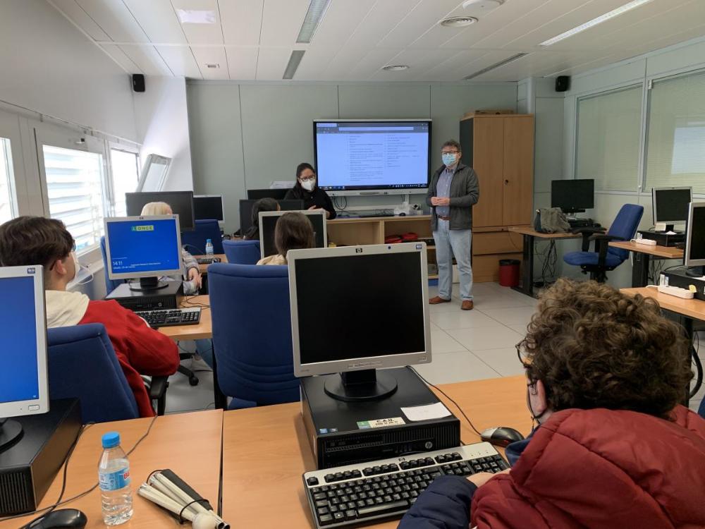 Imagen del taller de Tiflotecnología durante las Jornadas