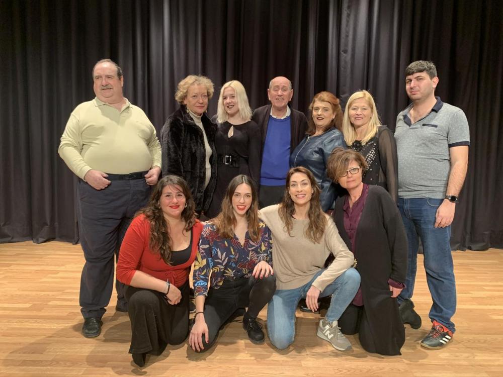 Los componentes de Homero en el escenario de Resolana