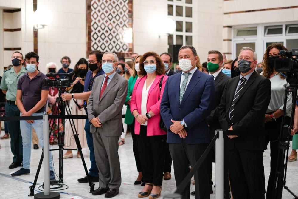 Autoridades de las distintas administraciones asistieron al acto central de la inauguración de la Semana ONCE